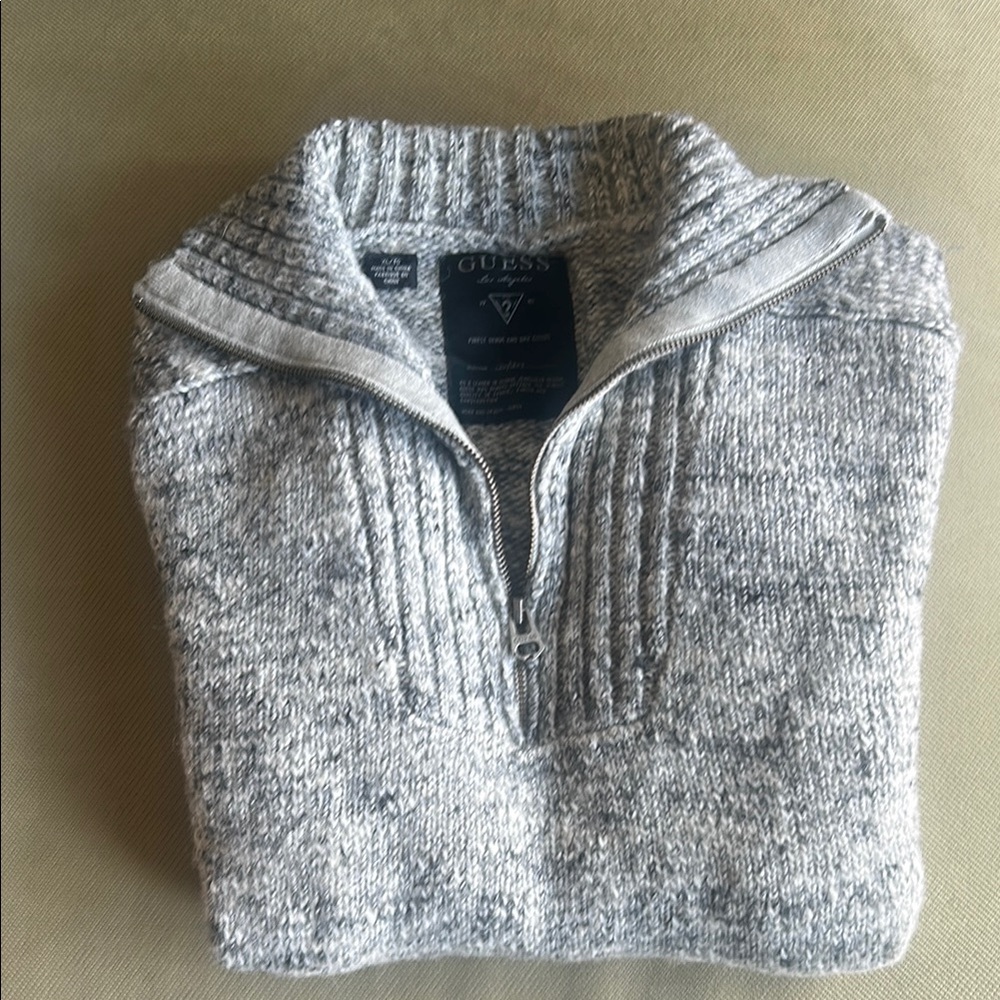 GUESS Men's Gray Sweater Brand New